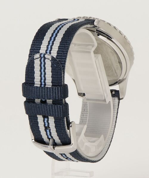 TIMEX（タイメックス）の「TIMEX Navy XL /ネイビーXL 腕時計 TW2U11000 ユニセックス（アナログ腕時計・メンズ・ネイビー・FREE）」の2枚目の写真