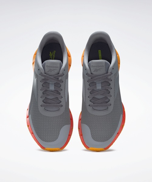 Reebok（リーボック）の「ジグ ダイナミカ 2.0 / ZIG DYNAMICA 2.0（スニーカー・メンズ・グレー/ブラック×ブラック・24.5cm/25.5cm/26.5cm/27.5cm/28.5cm/25.0cm/26.0cm/27.0cm/28.0cm/29.0cm）」の4枚目の写真