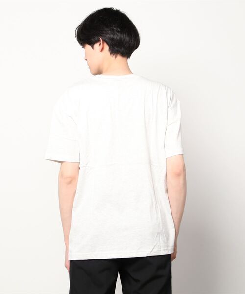 NEW BALANCE(ニューバランス)の「NB Essentials uni-ssentials Tシャツ(Tシャツ/カットソー・メンズ・イエロー/ホワイト/ネイビー/ブラウン/ブラック/ピンクベージュ・02/01/03/04/05/00)」の15枚目の写真