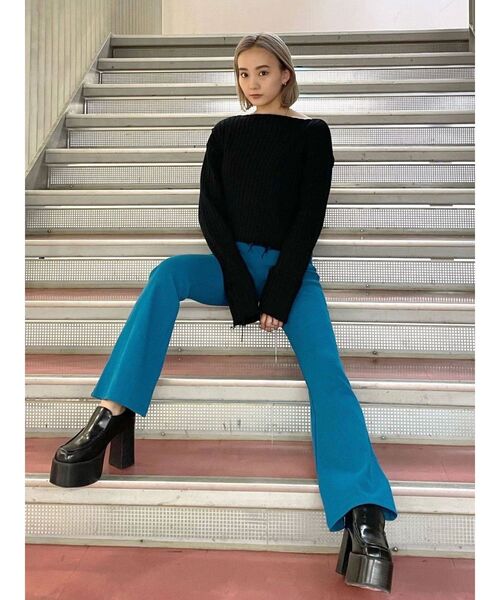 EMODA（エモダ）の「フィットフレアパンツ（その他パンツ・レディース・ブルー/ブラック/ブラウン/ライム・FREE）」の12枚目の写真