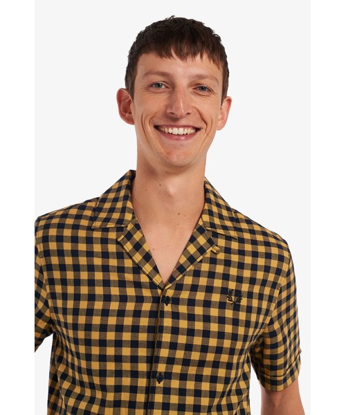 FRED PERRY（フレッドペリー）の「Gingham Revere Collar Shirt