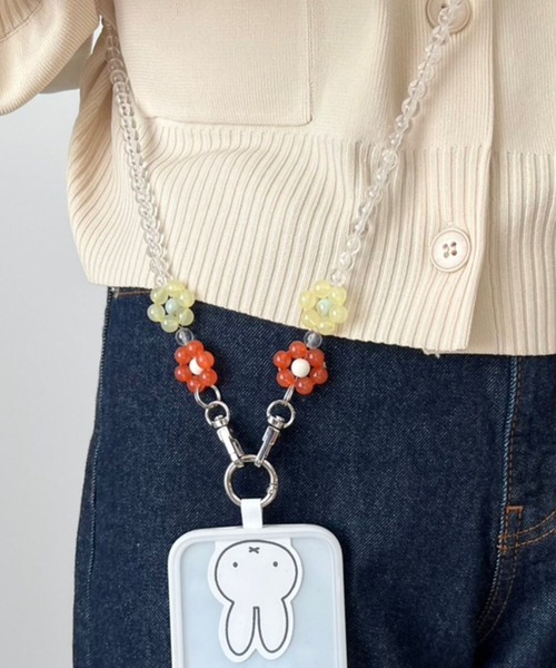 Me%（ミィパーセント）の「オハナモバイルストラップ　270554（スマホグッズ・レディース・ホワイト/ブラック系その他/ライトパープル/ホワイト系その他/ピンク/ベージュ/ピンク系その他/ブルー/イエロー/レッド系その他/オフホワイト/グレー/レッド/グリーン/ブルー系その他・FREE）」の15枚目の写真