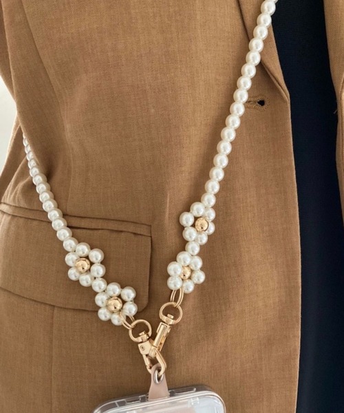 Me%（ミィパーセント）の「オハナモバイルストラップ　270554（スマホグッズ・レディース・ホワイト/ブラック系その他/ライトパープル/ホワイト系その他/ピンク/ベージュ/ピンク系その他/ブルー/イエロー/レッド系その他/オフホワイト/グレー/レッド/グリーン/ブルー系その他・FREE）」の21枚目の写真