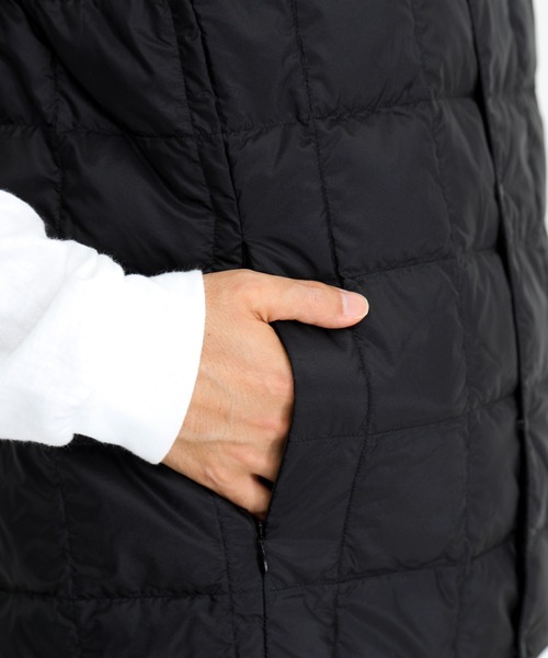 And A(アンドエー)の「GRAMICCI グラミチ / TAION × GRAMICCI INNER DOWN VEST タイオン コラボ インナーダウンベスト(パッカブル) / G2FU-J083-TG(ダウンベスト・メンズ・ブラック・MEDIUM/LARGE/X-LARGE)」の12枚目の写真