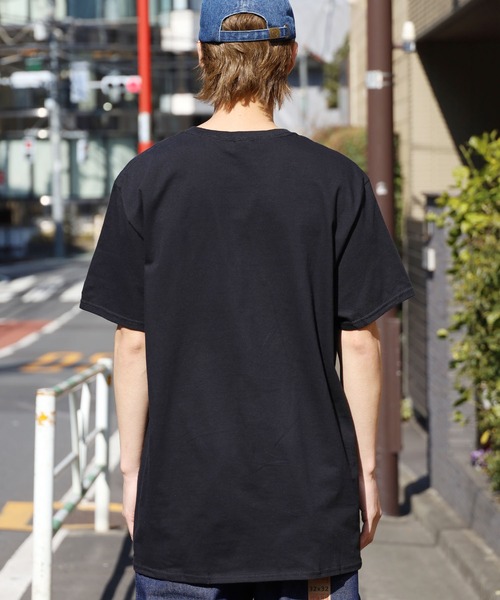 Russell Athletic（ラッセルアスレティック）の「Russell Athletic/ラッセルアスレティック 600MRUS オーバーサイズ 無地 クルーネック  Tシャツ（Tシャツ/カットソー・メンズ・ネイビー/ヘザーグレー/ブラック/ホワイト/ロイヤルブルー/レッド/チャコールグレー・M/S/L/XL）」の9枚目の写真