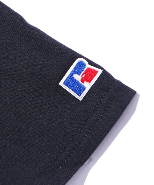 Russell Athletic（ラッセルアスレティック）の「Russell Athletic/ラッセルアスレティック 600MRUS オーバーサイズ 無地 クルーネック  Tシャツ（Tシャツ/カットソー・メンズ・ネイビー/ヘザーグレー/ブラック/ホワイト/ロイヤルブルー/レッド/チャコールグレー・M/S/L/XL）」の13枚目の写真