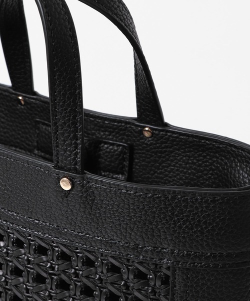 URBAN RESEARCH DOORS（アーバンリサーチドアーズ）の「2WAYメッシュショルダーバッグ（ショルダーバッグ・レディース・ブラック/ホワイト系その他・ONE）」の11枚目の写真