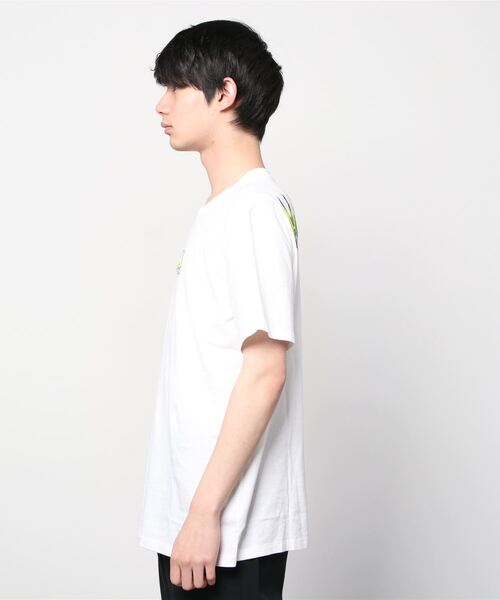 ALLSAINTS（オールセインツ）の「MOMENTUM CREW T-SHIRT | MOMENTUM クルー Tシャツ（Tシャツ/カットソー・メンズ・ホワイト・S/M/XS）」の6枚目の写真