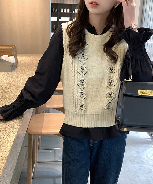 セール 韓国風小花刺繍ニットベスト ベスト Aimoha アイモハ のファッション通販 Zozotown