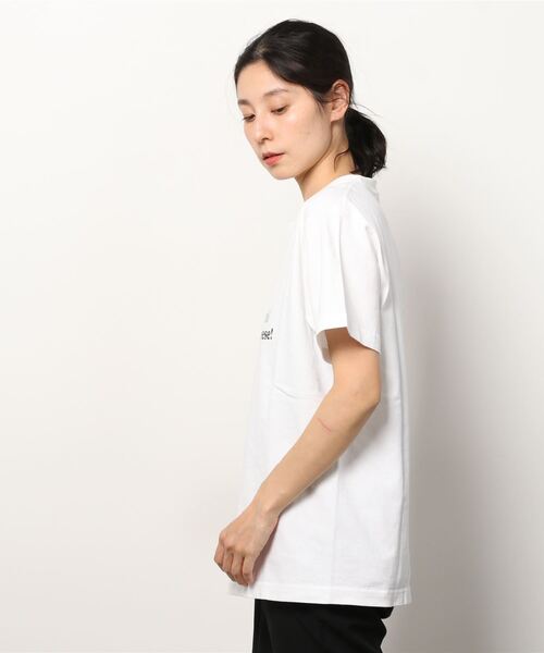 vent blanc（ヴァンブラン）の「vent blanc:"Say cheese"プリントTEEシャツ（Tシャツ/カットソー・レディース・オフホワイト/チャコールグレー/キャメル・FREE）」の5枚目の写真
