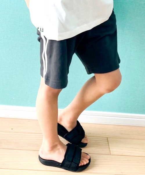 THE CASUAL（カジュアル）の「シェフパンツ ハーフパンツ キッズ（その他パンツ・キッズ・ブラック系/グレー系/グレー系1/ブラウン系/ベージュ系/グリーン系/ブルー系/イエロー系/オレンジ系/ピンク系/モカ/チャコール/ピンク/杢グレー/オレンジ/ロイヤルブルー/ブラック/ベージュ/イエロー/グリーン・110cm/120cm/130cm/140cm/150cm/160cm）」の7枚目の写真