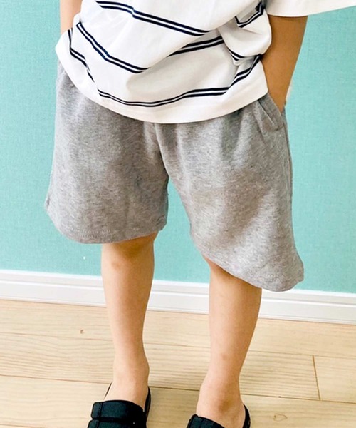 THE CASUAL（カジュアル）の「シェフパンツ ハーフパンツ キッズ（その他パンツ・キッズ・ブラック系/グレー系/グレー系1/ブラウン系/ベージュ系/グリーン系/ブルー系/イエロー系/オレンジ系/ピンク系/モカ/チャコール/ピンク/杢グレー/オレンジ/ロイヤルブルー/ブラック/ベージュ/イエロー/グリーン・110cm/120cm/130cm/140cm/150cm/160cm）」の4枚目の写真