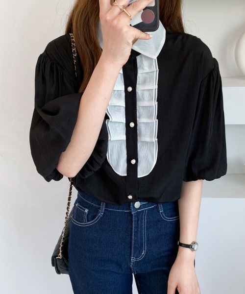 Diosfront（ディオスフロント）の「バイカラーパフスリーブシャツブラウス（シャツ/ブラウス・レディース・ホワイト/ブラック/ブルー・S/M）」の3枚目の写真