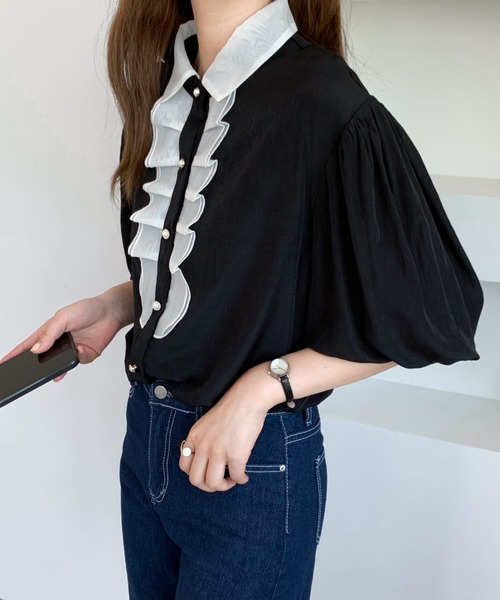 Diosfront（ディオスフロント）の「バイカラーパフスリーブシャツブラウス（シャツ/ブラウス・レディース・ホワイト/ブラック/ブルー・S/M）」の8枚目の写真
