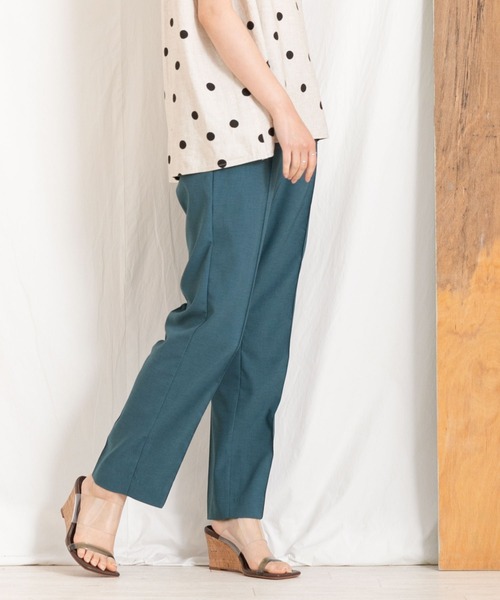 Boutique Ordinary(ブティークオーディナリー)の「麻ライクピンタックテーパードパンツ(その他パンツ・レディース・ブラック/ブルー系その他・FREE)」の2枚目の写真