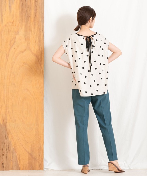 Boutique Ordinary(ブティークオーディナリー)の「麻ライクピンタックテーパードパンツ(その他パンツ・レディース・ブラック/ブルー系その他・FREE)」の5枚目の写真