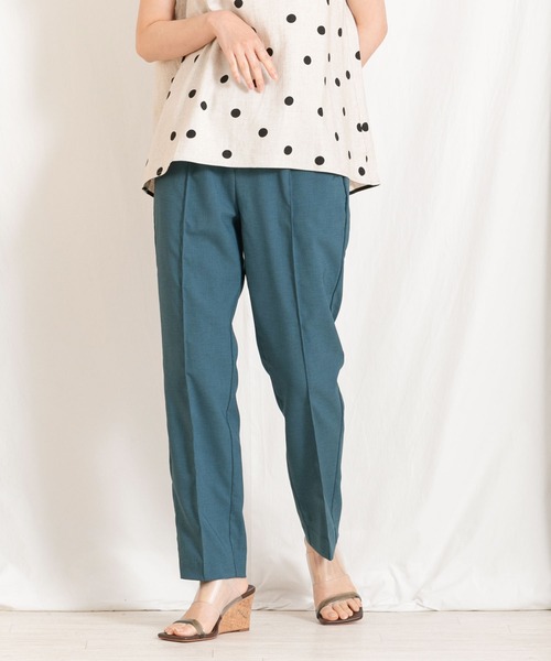 Boutique Ordinary(ブティークオーディナリー)の「麻ライクピンタックテーパードパンツ(その他パンツ・レディース・ブラック/ブルー系その他・FREE)」の7枚目の写真