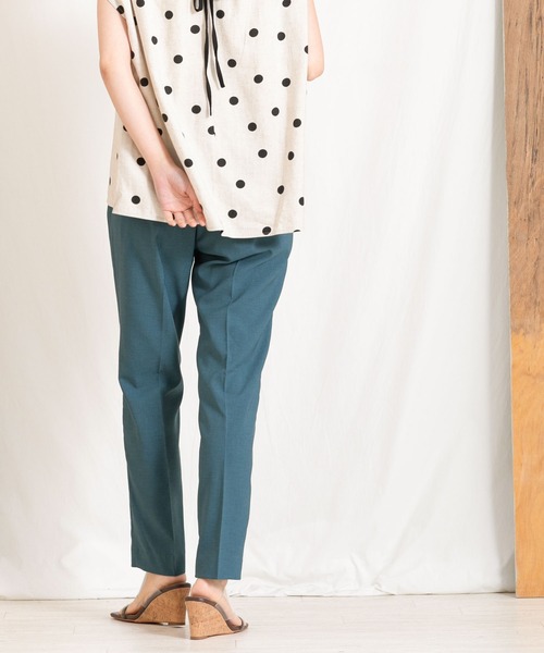 Boutique Ordinary(ブティークオーディナリー)の「麻ライクピンタックテーパードパンツ(その他パンツ・レディース・ブラック/ブルー系その他・FREE)」の9枚目の写真