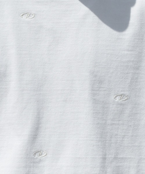 Perushu(ペルーシュ)の「総柄刺繍オーバーTシャツ(Tシャツ/カットソー・メンズ・ブラック/パープル/オフホワイト/ライトグリーン・MEDIUM/LARGE)」の14枚目の写真