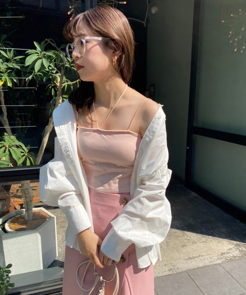 one after another NICE CLAUP（ワンアフターアナザーナイスクラップ）の「カップ付きホルターキャミブラトップ（キャミソール・レディース・ブラック/ブラウン/オフホワイト/ピンク・FREE）」の4枚目の写真