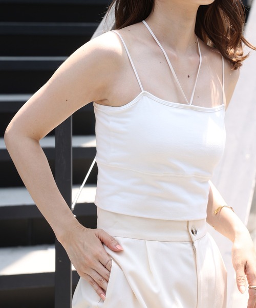 one after another NICE CLAUP（ワンアフターアナザーナイスクラップ）の「カップ付きホルターキャミブラトップ（キャミソール・レディース・ブラック/ブラウン/オフホワイト/ピンク・FREE）」の16枚目の写真