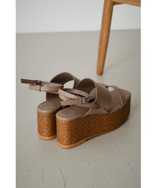 AZUL by moussy（アズールバイマウジー）の「DOUBLE BELT JUTE SANDALS/ダブルベルトサンダル（サンダル・レディース・ブラック/ベージュ・SMALL/LARGE/MEDIUM）」の10枚目の写真