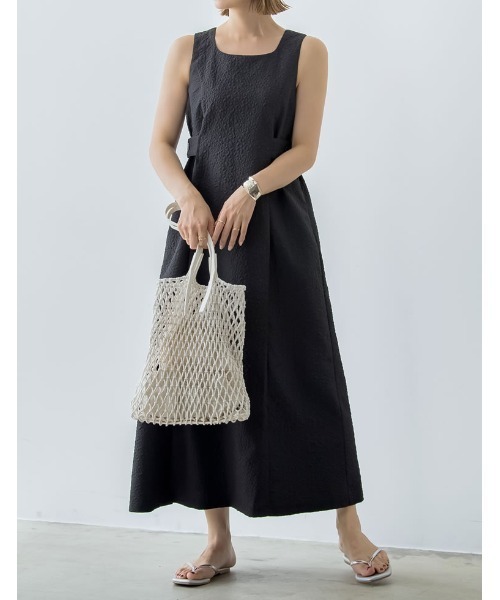 エンボスボンディングノースリーブワンピース ワンピース Re Edit リエディ のファッション通販 Zozotown エンボスボンディングノースリーブワンピース ワンピース Re Edit リエディ のファッション通販 Zozotown