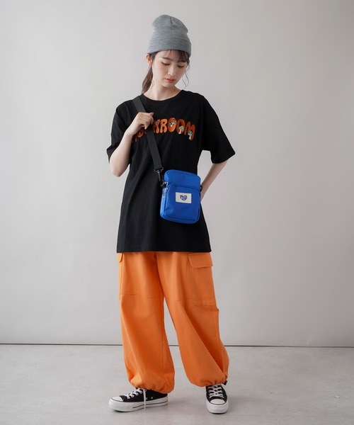 SPINNS(スピンズ)の「YOUTH LIFEハートロゴ ミニショルダーバッグ(ショルダーバッグ・レディース・ブラック/ブルー・ONESIZE)」の15枚目の写真