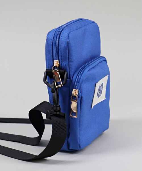 SPINNS(スピンズ)の「YOUTH LIFEハートロゴ ミニショルダーバッグ(ショルダーバッグ・レディース・ブラック/ブルー・ONESIZE)」の22枚目の写真