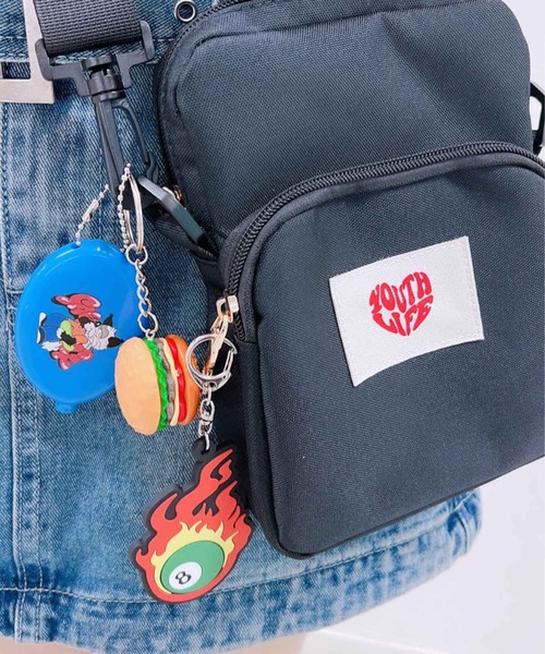 SPINNS(スピンズ)の「YOUTH LIFEハートロゴ ミニショルダーバッグ(ショルダーバッグ・レディース・ブラック/ブルー・ONESIZE)」の6枚目の写真