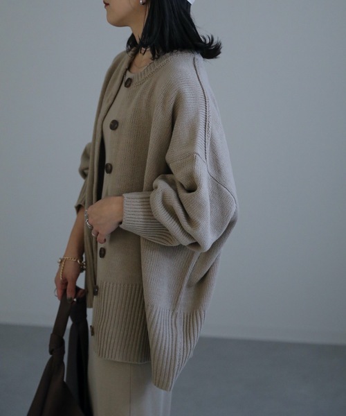 ap retro(アプレトロ)の「【期間限定プライス】クルーネックオーバーカーディガン(カーディガン/ボレロ・レディース・ブラック/アイボリー/グレイッシュベージュ・FREE)」の11枚目の写真