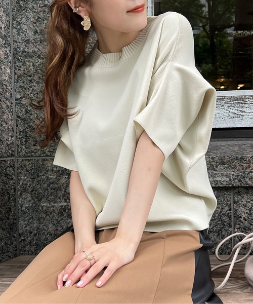 Chez toi（シェトワ）の「アップスリーブダンボールニットプルオーバー（ニット/セーター・レディース・ブラック/ピンク/イエロー/グリーン/アイボリー・FREE）」の2枚目の写真