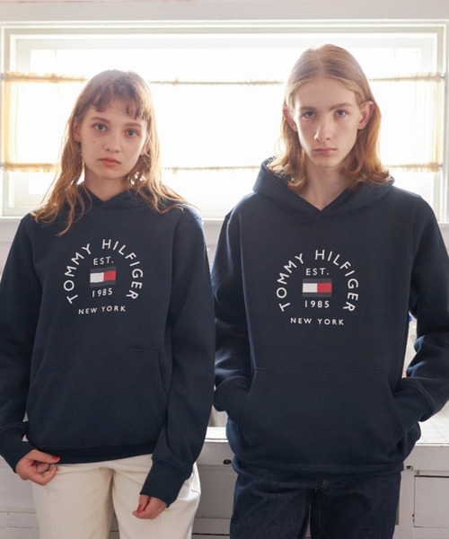 TOMMY HILFIGER（トミーヒルフィガー）の「【オンライン限定】アーチロゴフーディ（パーカー・メンズ・グリーン/その他/ネイビー/ホワイト/グレー・X-LARGE/LARGE/MEDIUM/SMALL）」の12枚目の写真