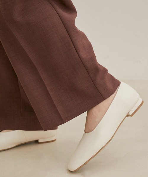 Juze（ジュゼ）の「スクエアフラットパンプス（パンプス・レディース・ホワイト/パープル・M/L）」の9枚目の写真