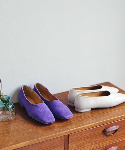 Juze（ジュゼ）の「スクエアフラットパンプス（パンプス・レディース・ホワイト/パープル・M/L）」の8枚目の写真
