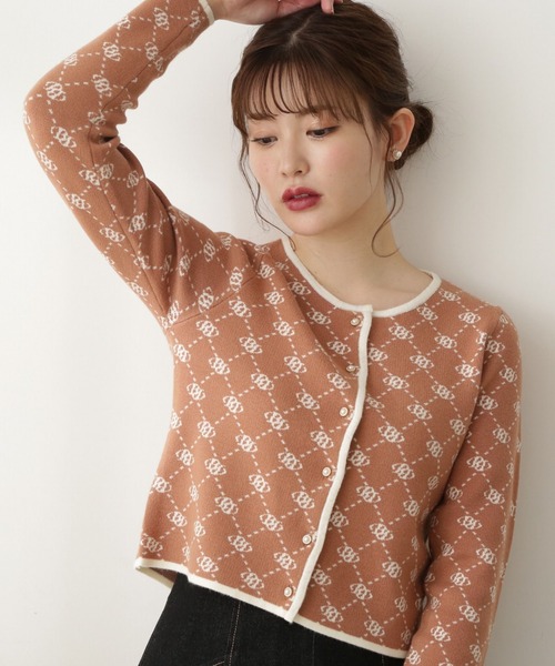 PROPORTION BODY DRESSING（プロポーションボディドレッシング）の「＜Ｅ＞ロゴジャガードカーディガン / 1212277900（ニット/セーター・レディース・ホワイト系その他/ベージュ系その他/ブラック・FREE）」の3枚目の写真