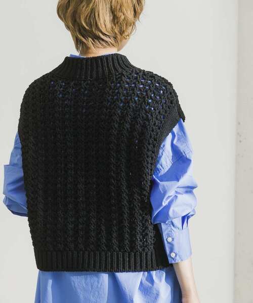 URBAN RESEARCH（アーバンリサーチ）の「モールニットベスト（ニット/セーター・レディース・ブラック/オフホワイト・FREE）」の5枚目の写真