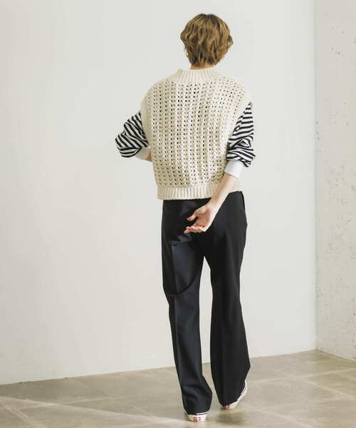 URBAN RESEARCH（アーバンリサーチ）の「モールニットベスト（ニット/セーター・レディース・ブラック/オフホワイト・FREE）」の21枚目の写真