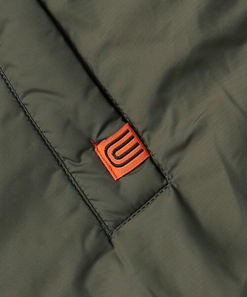 UNIVERSAL OVERALL(ユニバーサルオーバーオール)の「【別注】<UNIVERSAL OVERALL>TJ EX UO パファージャケット 140cm-160cm(ブルゾン・キッズ・ブラック/オリーブ・M(140-150cm)/L(160cm))」の5枚目の写真