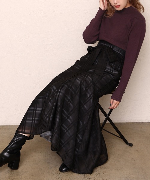 one after another NICE CLAUP（ワンアフターアナザーナイスクラップ）の「襟が外せて前後2WAY着用プチハイニット（ニット/セーター・レディース・ブラック/ブラウン/アイボリー/モカ・FREE）」の18枚目の写真