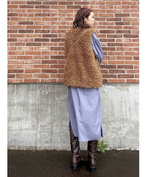 HONEYSUCKLE ROSE（ハニーサックルローズ）の「【HONEYSUCKLE ROSE】フェイクファーベスト（ベスト・レディース・ブラウン/オフホワイト・FREE）」の18枚目の写真