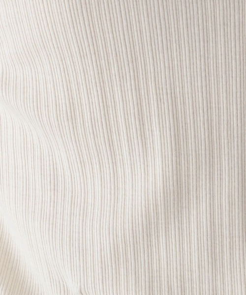 LOWRYS FARM（ローリーズファーム）の「２ＷＡＹスナップタートルロングスリーブ　163501（Tシャツ/カットソー・レディース・アイボリー/ブラック/イエロー・FREE）」の22枚目の写真