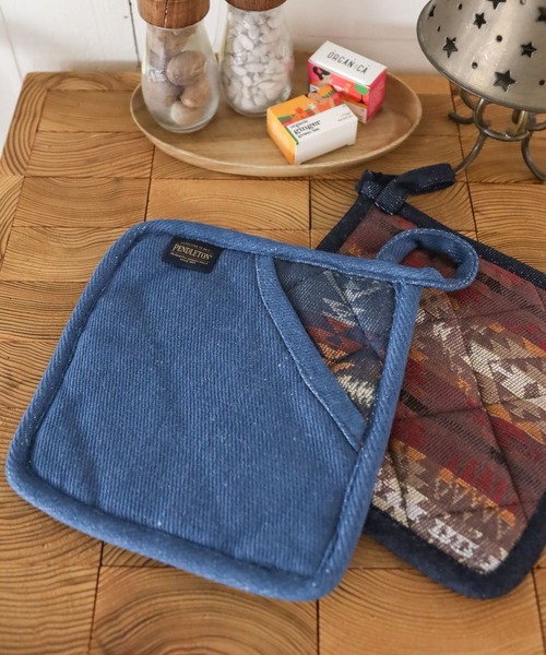 BAYFLOW(ベイフロー)の「【PENDLETON(ペンドルトン)】ミトン(キッチンツール・レディース・ブルー/レッド・0)」の1枚目の写真