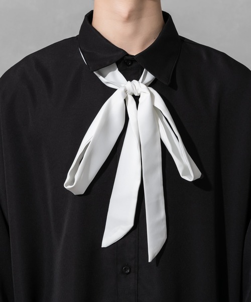 Adoon plain（アドーンプレーン）の「【Adoon plain】バイカラーボウタイシャツ（シャツ/ブラウス・メンズ・オフホワイト/ブラック・MEDIUM/LARGE）」の5枚目の写真