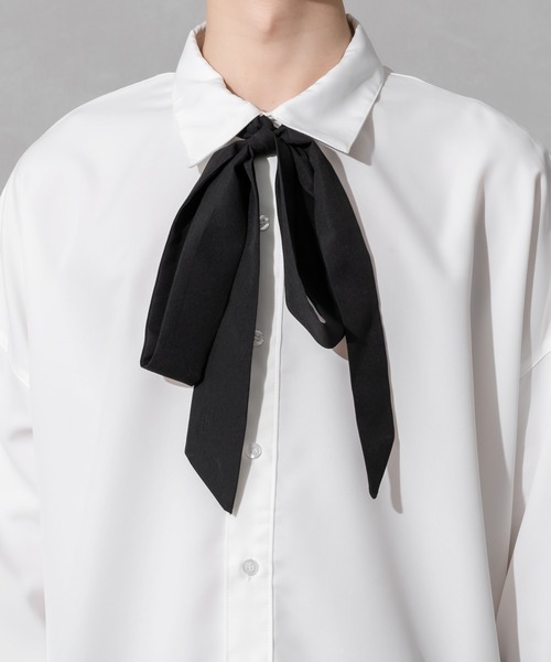 Adoon plain（アドーンプレーン）の「【Adoon plain】バイカラーボウタイシャツ（シャツ/ブラウス・メンズ・オフホワイト/ブラック・MEDIUM/LARGE）」の21枚目の写真