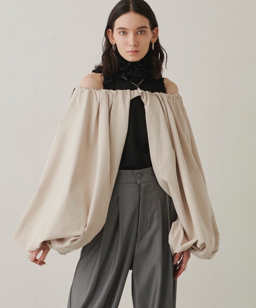 LA BELLE ETUDE（ラベルエチュード）の「2WAYボリューム袖ボレロ（カーディガン/ボレロ・レディース・ブラック/ライトベージュ・FREE）」の14枚目の写真