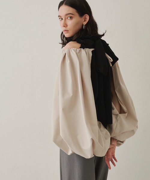 LA BELLE ETUDE（ラベルエチュード）の「2WAYボリューム袖ボレロ