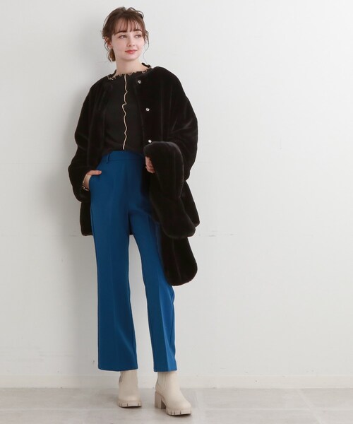 Cutie Blonde（キューティーブロンド）の「◆【マフラー付き】フェイクファー ノーカラーブルゾン（ブルゾン・レディース・キャメル/ブラック/ナチュラル・01/02/03）」の7枚目の写真