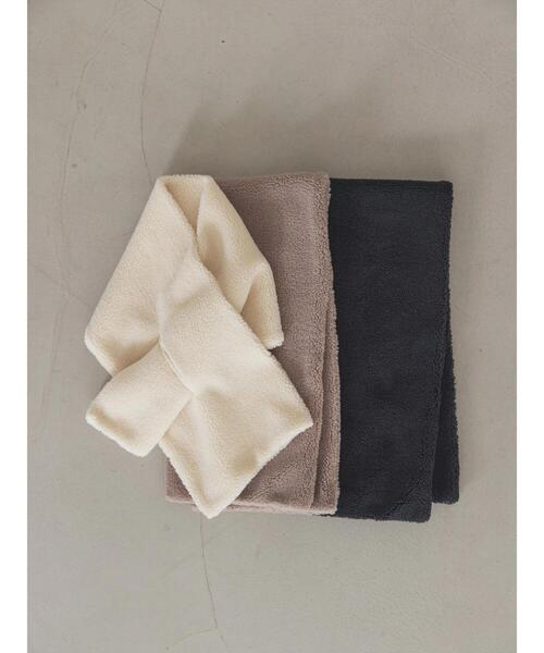 AMERICAN HOLIC（アメリカンホリック）の「【WEB限定】ボアマフラー（ストール/ショール・レディース・ブラック/アイボリー/モカ・FREE）」の10枚目の写真