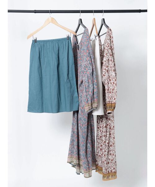 Ungrid（アングリッド）の「エスニックフラワーバックオープンワンピース（ワンピース・レディース・オフホワイト/ブルー・FREE）」の15枚目の写真